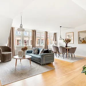 Appartement Sanders Leaves - Precious Two-bedroom Penthouse In Downtown, Kopenhagen